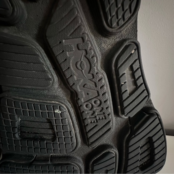 Hoka One One Bondi 7 X-Wide Low Top Black Sneakers Size 10.5 (4E) EUC Athletic - Picture 10 of 10